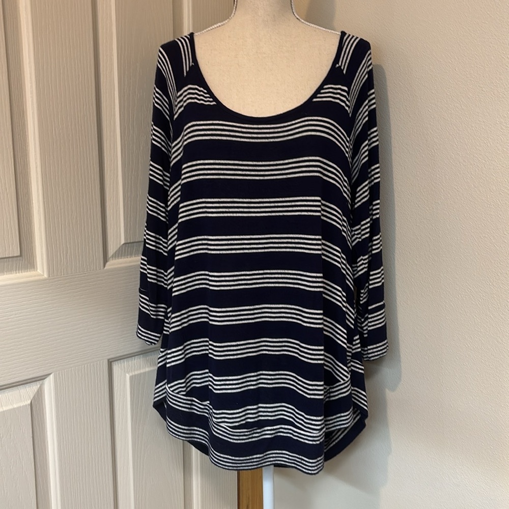 GUC Navy & Cream Tunic